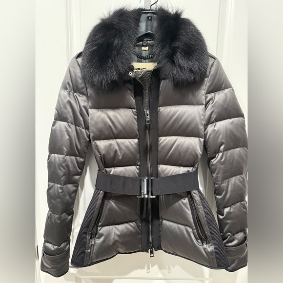 Burberry Women’s Puffer Jacket w Removal Fox Fur Collar & Belt US 6 Grey/Black